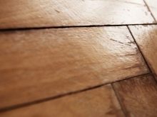 Как выровнять деревянный пол?