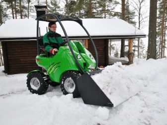 osobennosti i tonkosti vybora mini traktorov dlya uborki snega 2