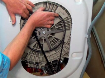 Стиральная машинка индезит стирает но не сливает воду
