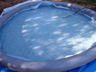 Чем отмыть надувной бассейн после зимы