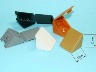 Пластиковые треугольники для сборки мебели