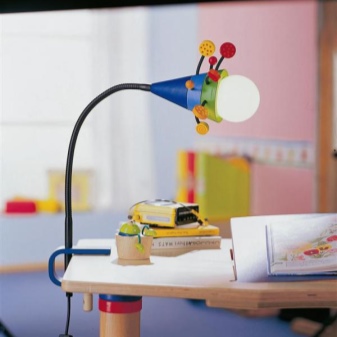 Освещение в детской комнате: как выбрать нужное