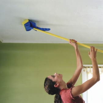 Как отмыть реечный потолок в ванной