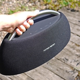 Харман кардон go play. Портативная колонка Harman Kardon. Харман Кардон колонка беспроводная. Harman Kardon go Play 3. Переносная колонка Харман Кардон.