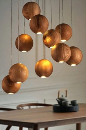 Декоративные люстры из дерева