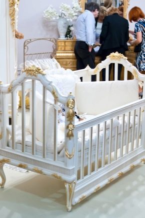 Стандартные размеры детской кроватки для новорожденных и тонкости подбора спального белья