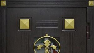 Обшивка дверей панелями МДФ: плюсы и минусы