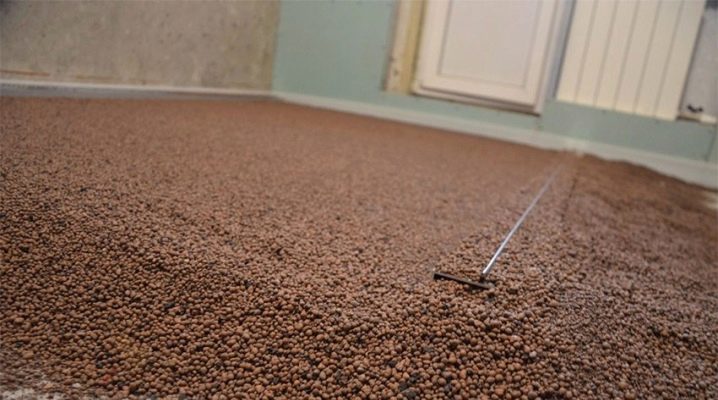 Dva způsoby výroby podlahového potěru s expandovanou hlínou, jeho vlastnosti a výhody