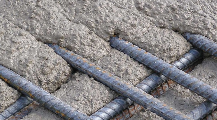  слой бетона для арматуры: расстояние от арматуры до края .
