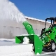 Особенности и тонкости выбора мини-тракторов для уборки снега 