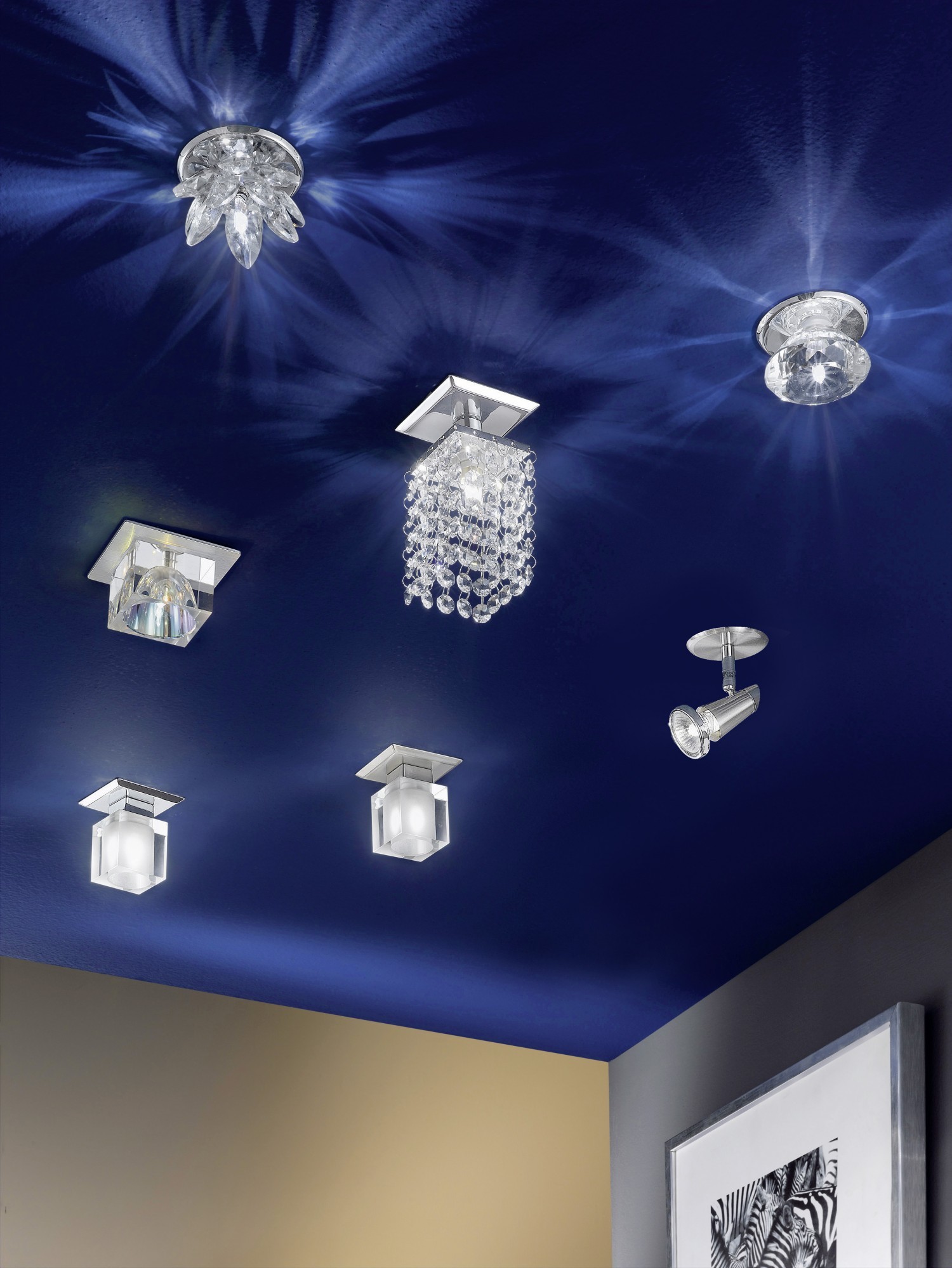 светильники для натяжных потолков в ванную