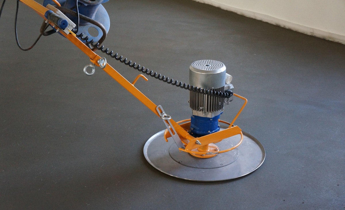 Механизированная стяжка пола полусухая устройство оптимальным и быстрым способом