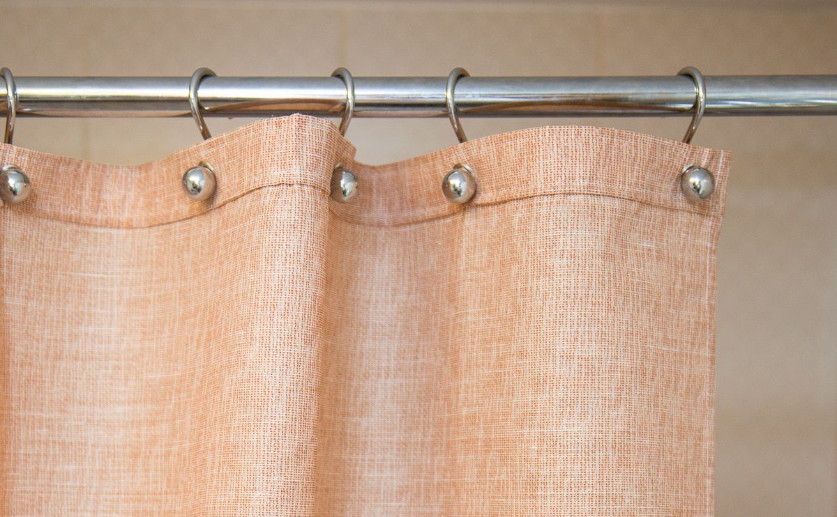 Карниз для шторы в ванной комнате: гибкая штанга, телескопическая палка .