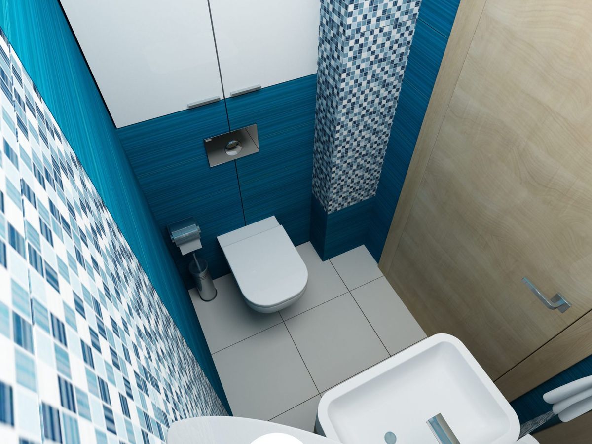 Синяя плитка в туалете