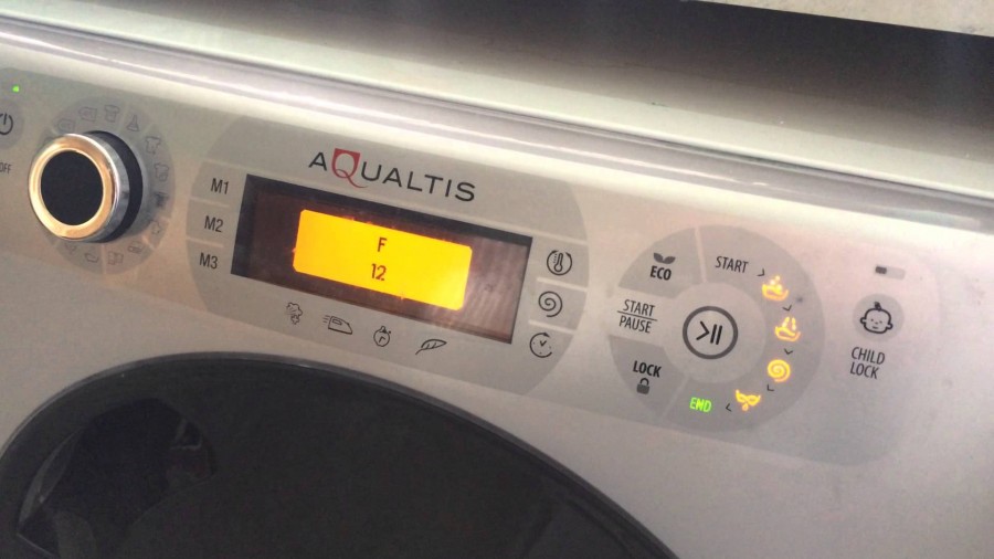 Почему появилась ошибка F12 на стиральной машине Hotpoint-Ariston и как ее устранить?