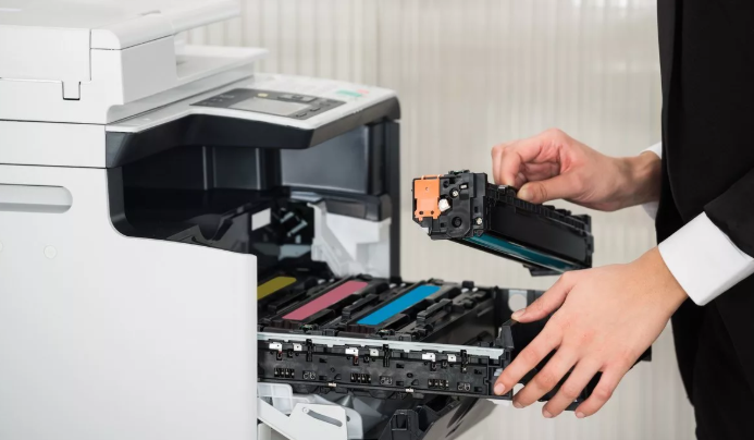 Заправка картриджей струйных принтеров как можно заправить самому Почему плохо печатает после заправки