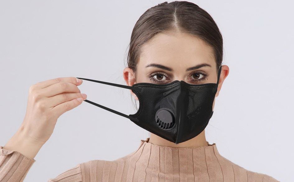 Почему маска нету. Современные маски. Одеть маску. Ношение масок. Защитная маска для лица.