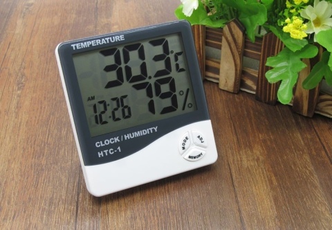 Для измерения температуры воздуха используется термометр
