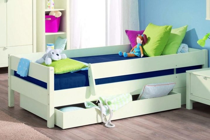 Кровать для ребенка от 1 года до 5 лет thumbnail