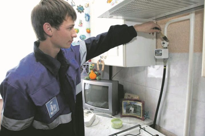 Можно ли перенести газовые трубы на кухне