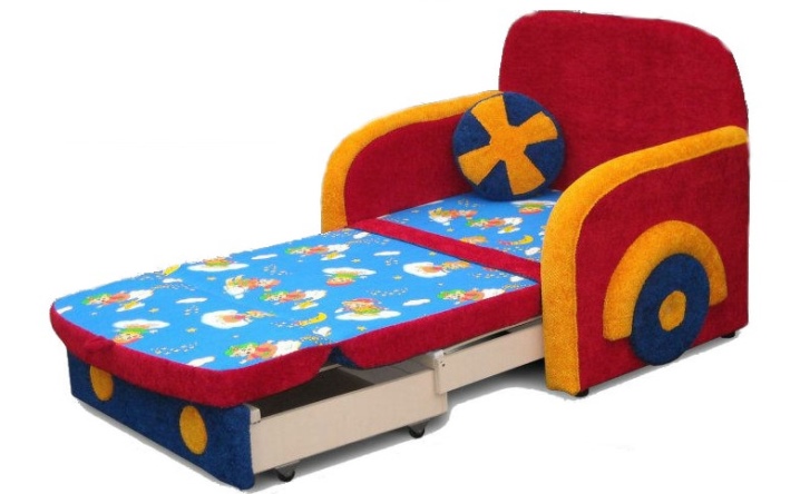 Детское кресло в лежачем положении