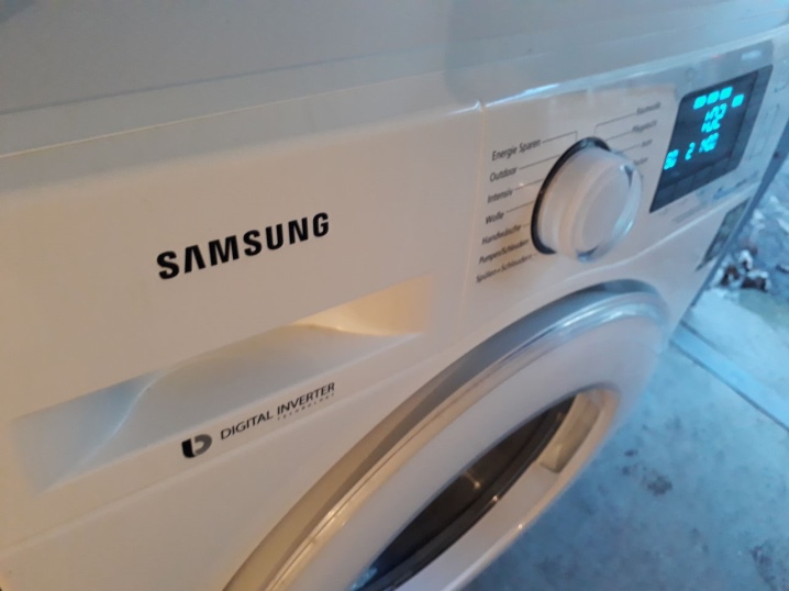 Как стирать в машинке автомат самсунг видео
