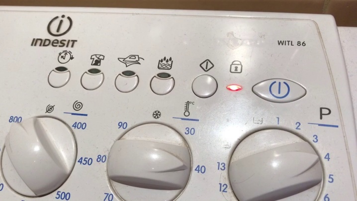 Стиральная машина индезит как стирать видео